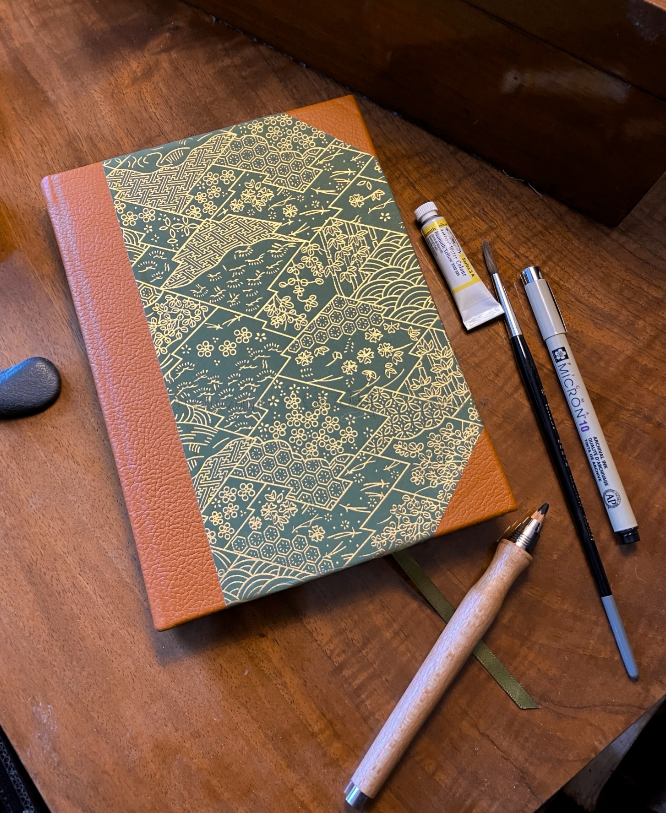 Sketchbook / Notebook - plain pages