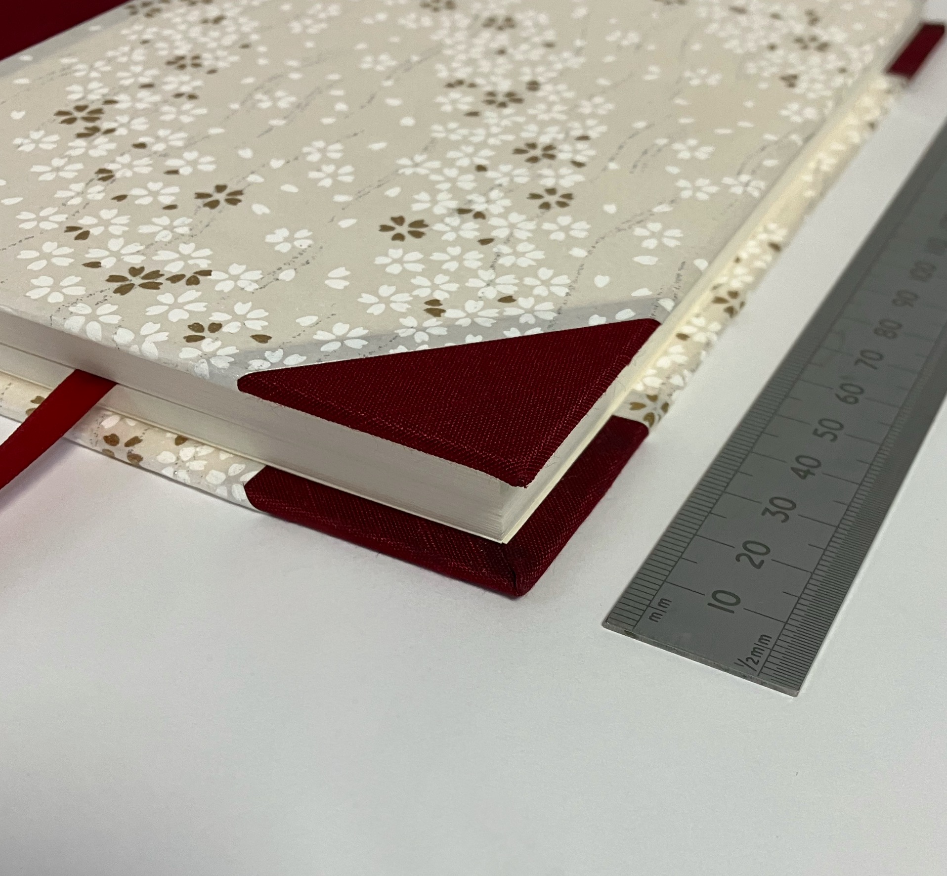 'Red and white cherry blossom' Sketchbook - plain pages - Image 2