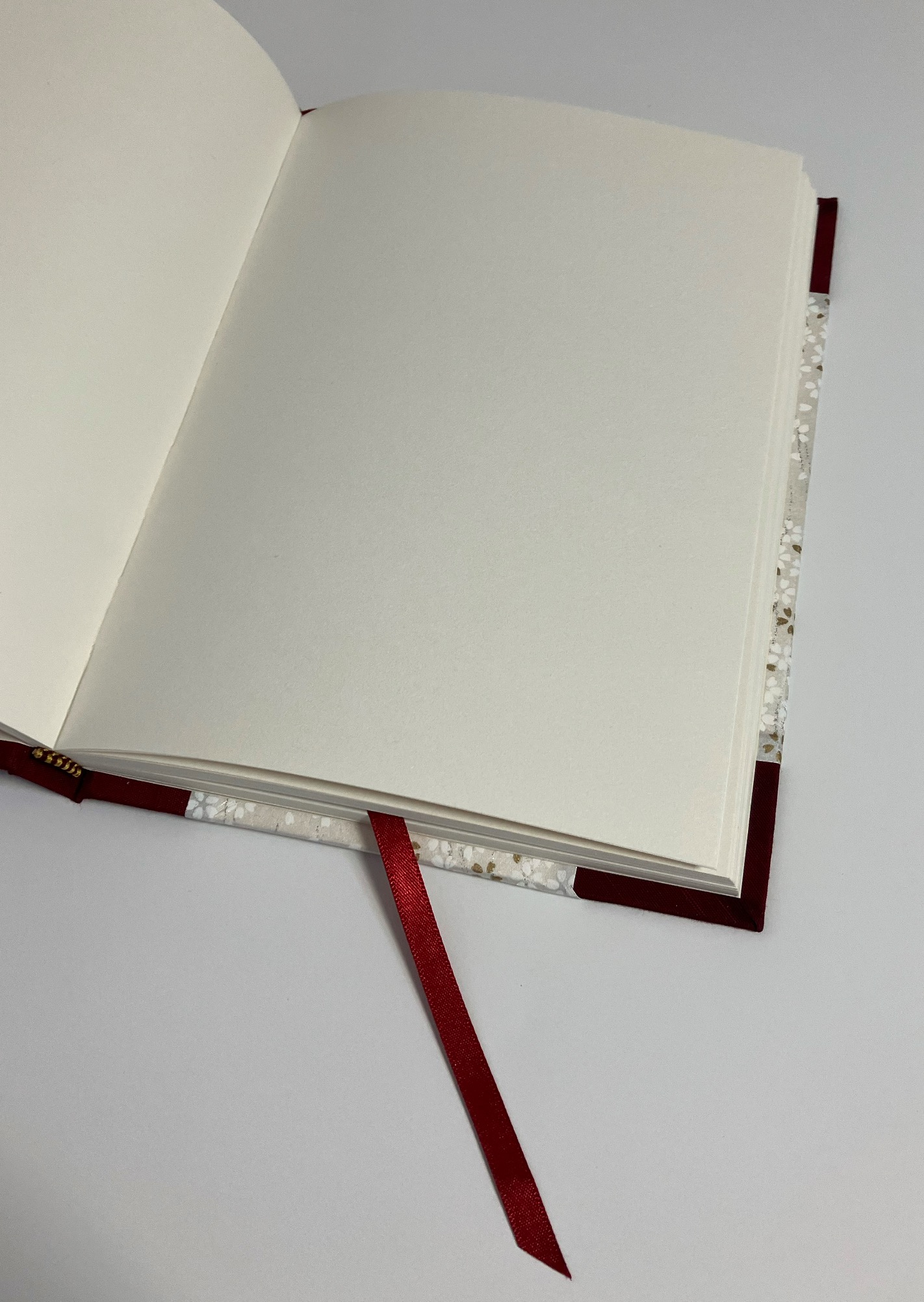 'Red and white cherry blossom' Sketchbook - plain pages - Image 3